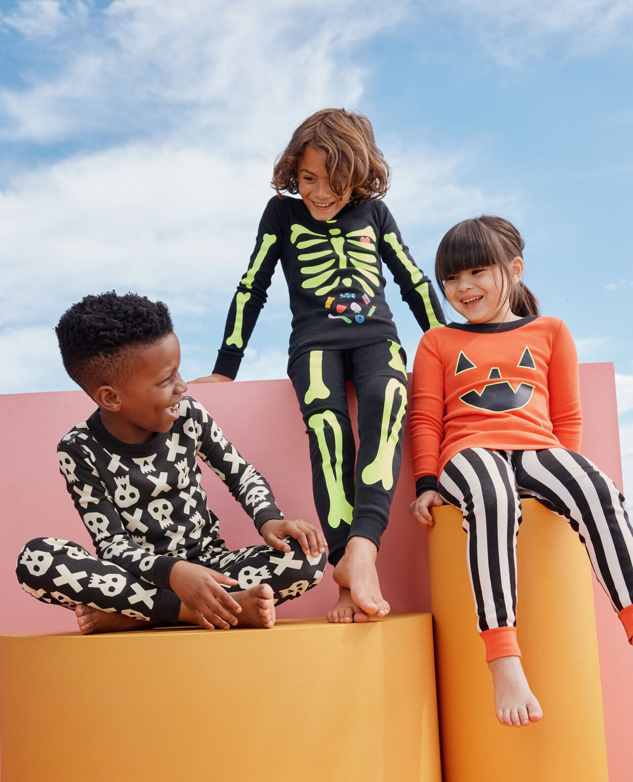 Halloween Glow-in-the-Dark HannaJams™ Pajama Set - Image 4