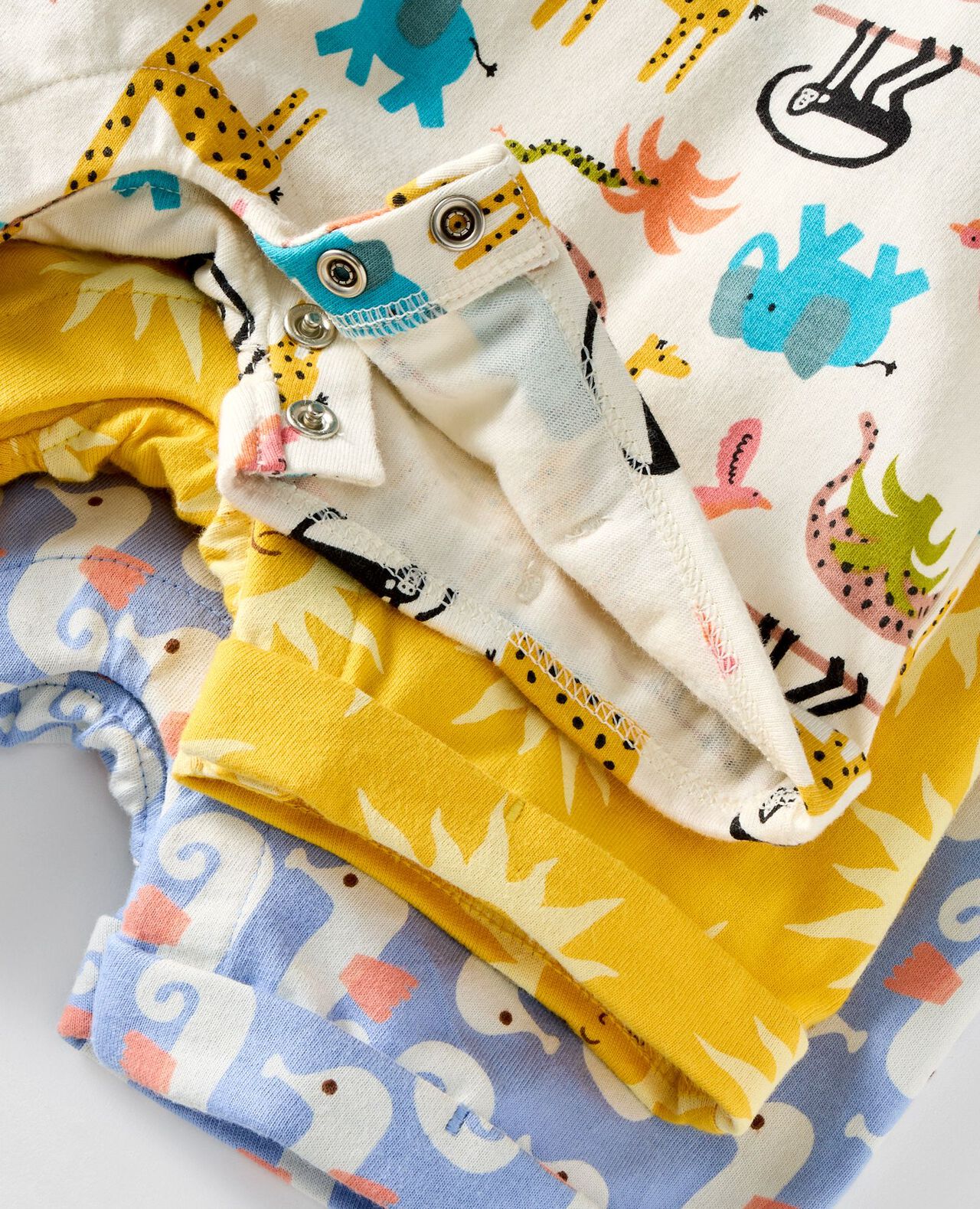 Baby Classic Fit T-Shirt & Shortalls Set - Image 2