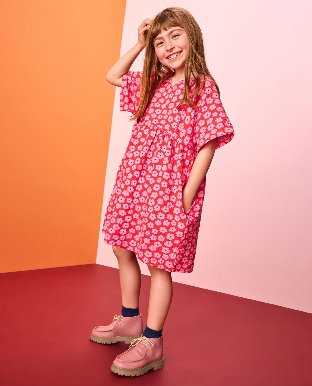 V-Neck Dress with Pockets - Image 4