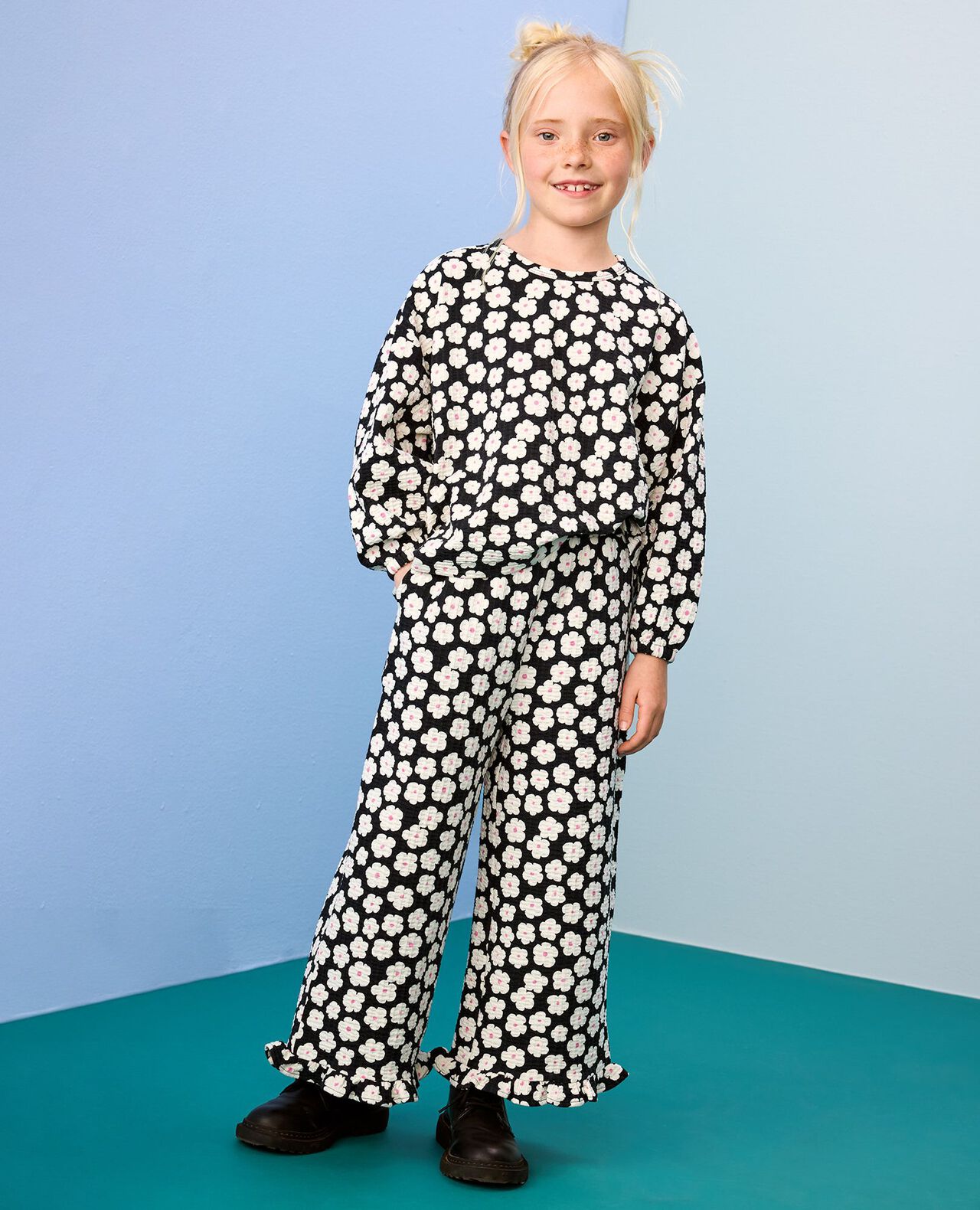 Balloon Sleeve Jacquard Top - Image 4